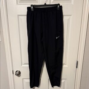 Nike Black Men's Jogger Track Pants with Swoosh